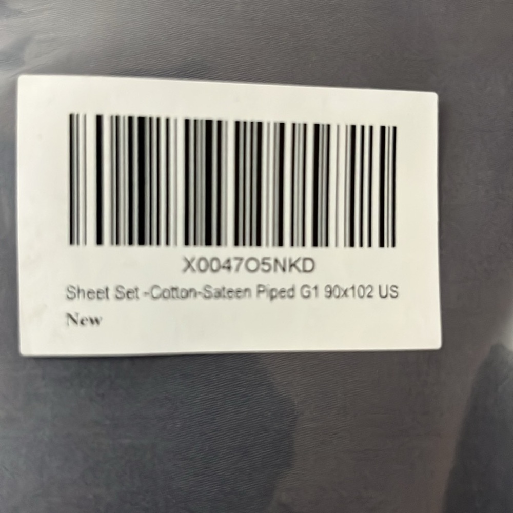 *Gray Sheet Set - Picture 3 of 3